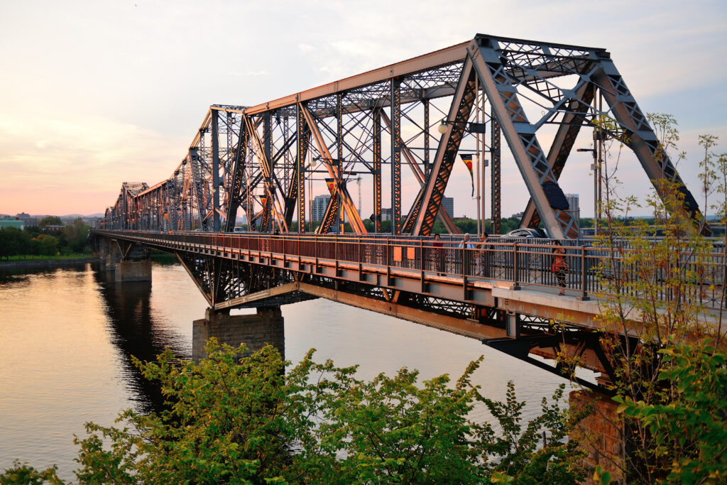 Railway bridge painting maintenance